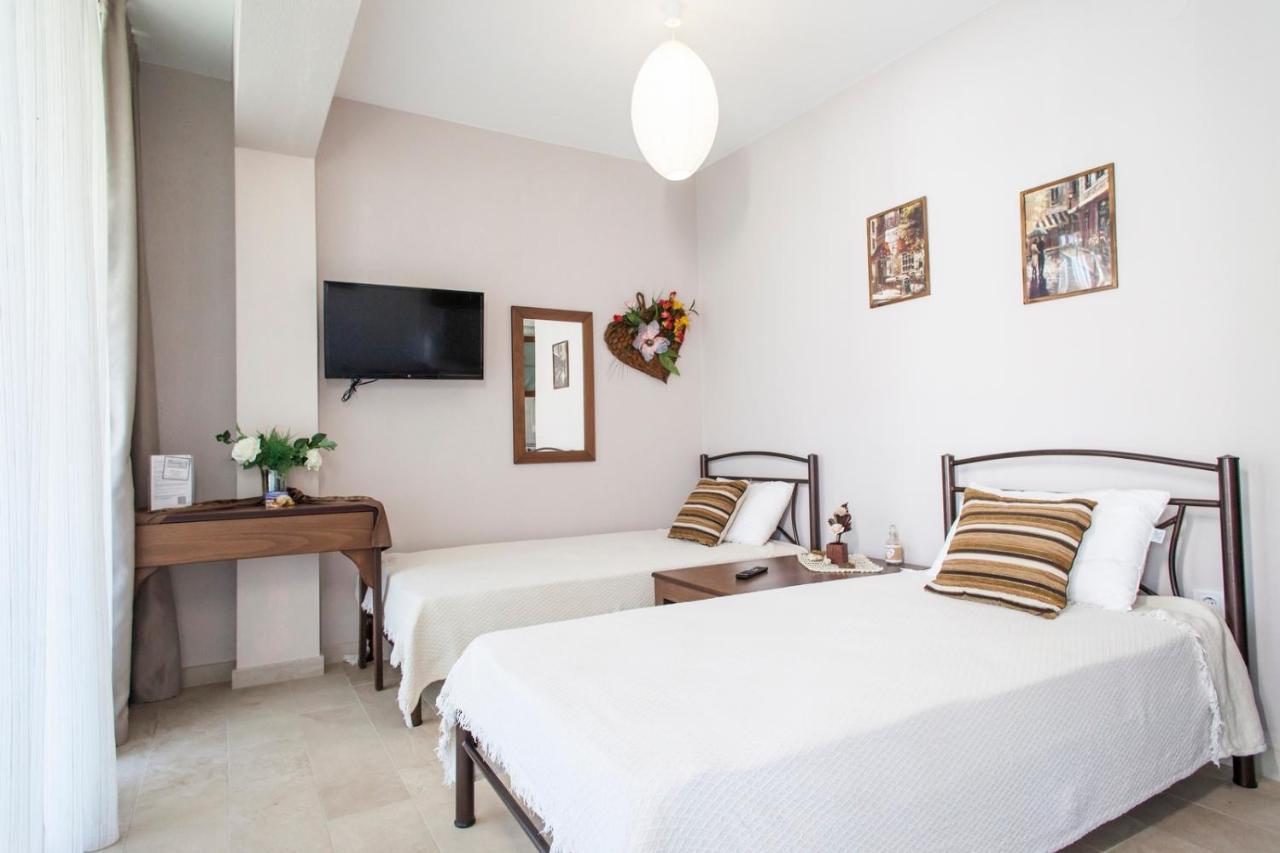 Erosaria Suites Nikiti  Exterior photo