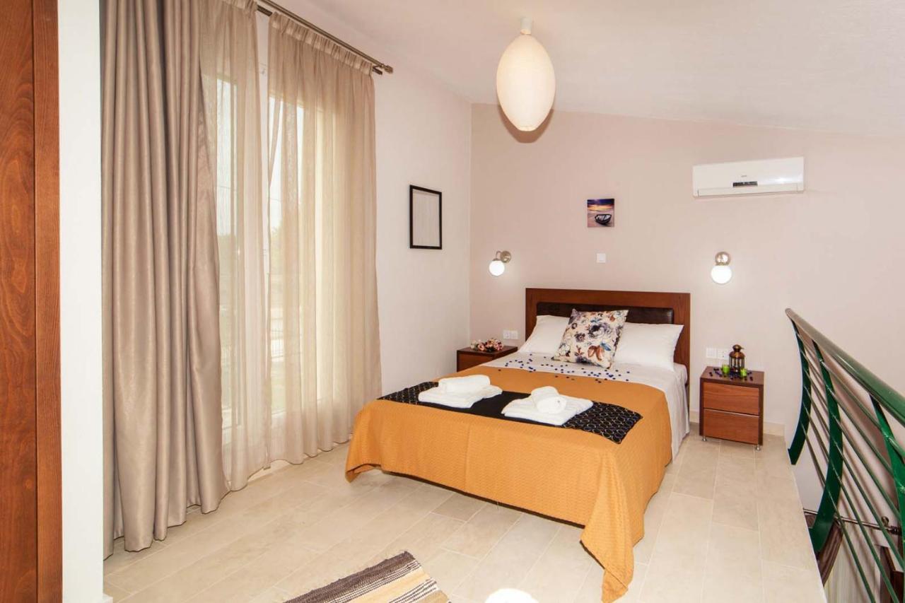 Erosaria Suites Nikiti  Exterior photo